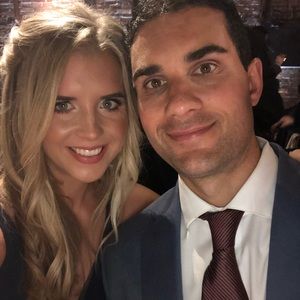 Meet your Posher, Leigh